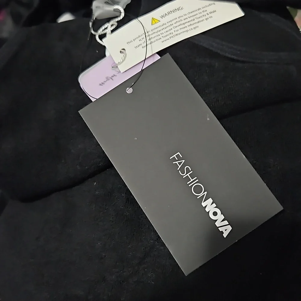 Fashion Nova mini dress - Picture 3 of 3